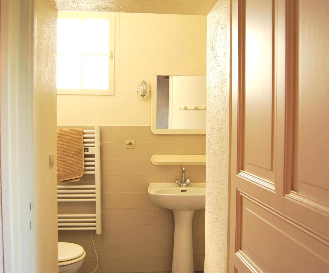 Bed and Breakfast Logis de Chenac Chenac Saint Seurin d'Uzet Exterior foto